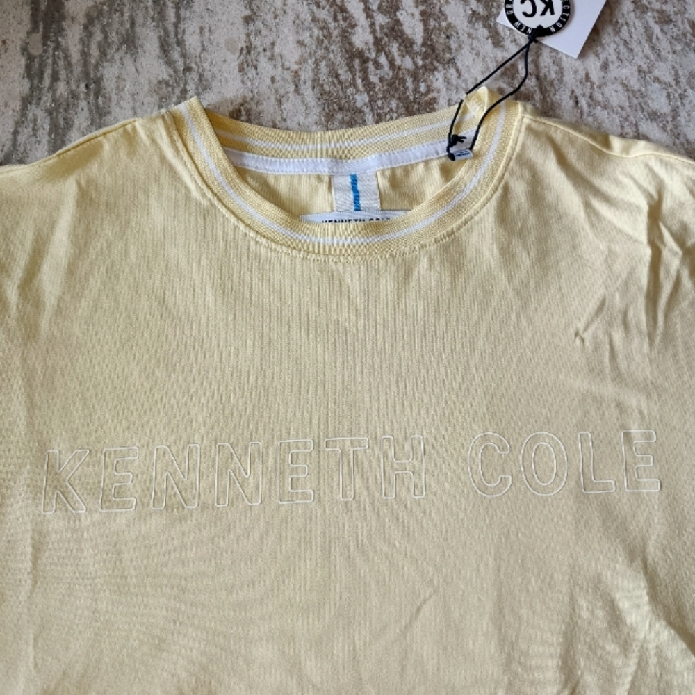 Kenneth Cole Men's Mobility Knit T-shirt NEW Size Medium